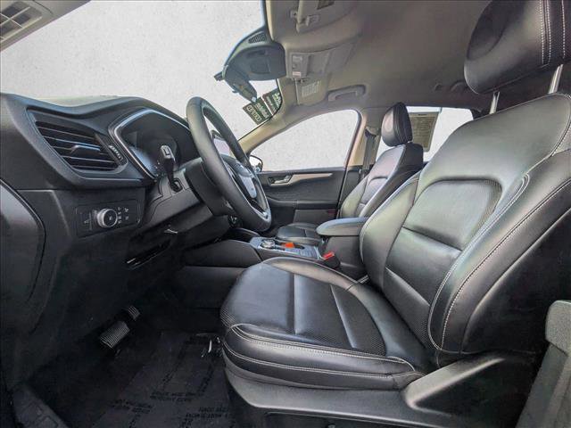 Used 2020 Ford Escape SEL image 11