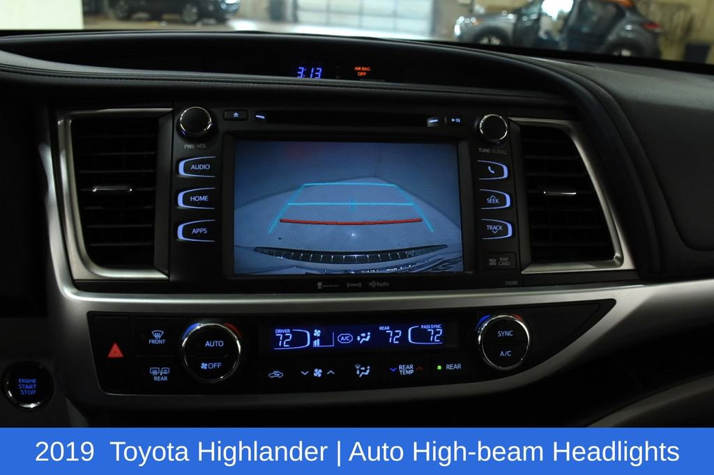 Used 2019 Toyota Highlander XLE w/ Protection Package #3 AWD/4WD image 17