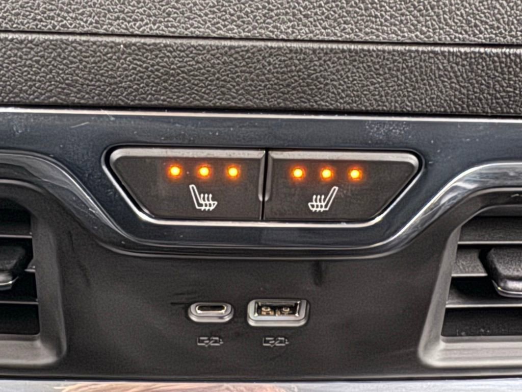 Used 2023 GMC Sierra 1500 SLT w/ SLT Premium Plus Package image 8