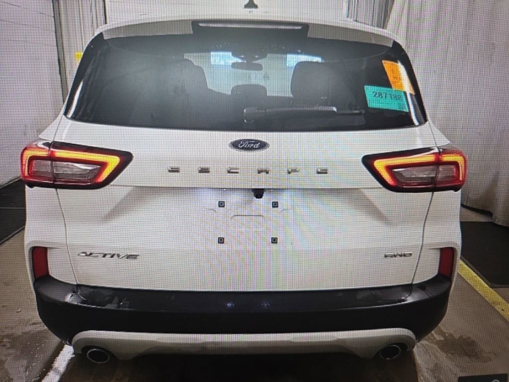 Used 2023 Ford Escape Active image 5