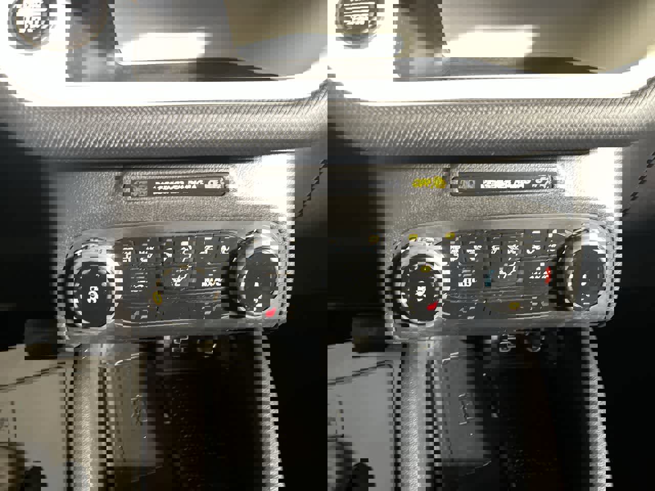 Used 2024 Ford Bronco Sport Heritage w/ Heritage Convenience Package image 20