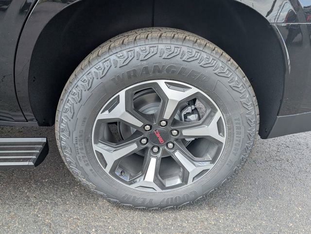 New 2026 GMC Yukon AT4 image 21