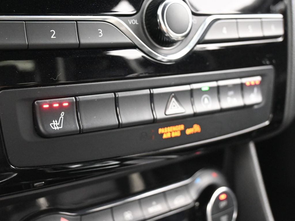 Used 2017 INFINITI QX30 Sport w/ Sport Leather Package image 26