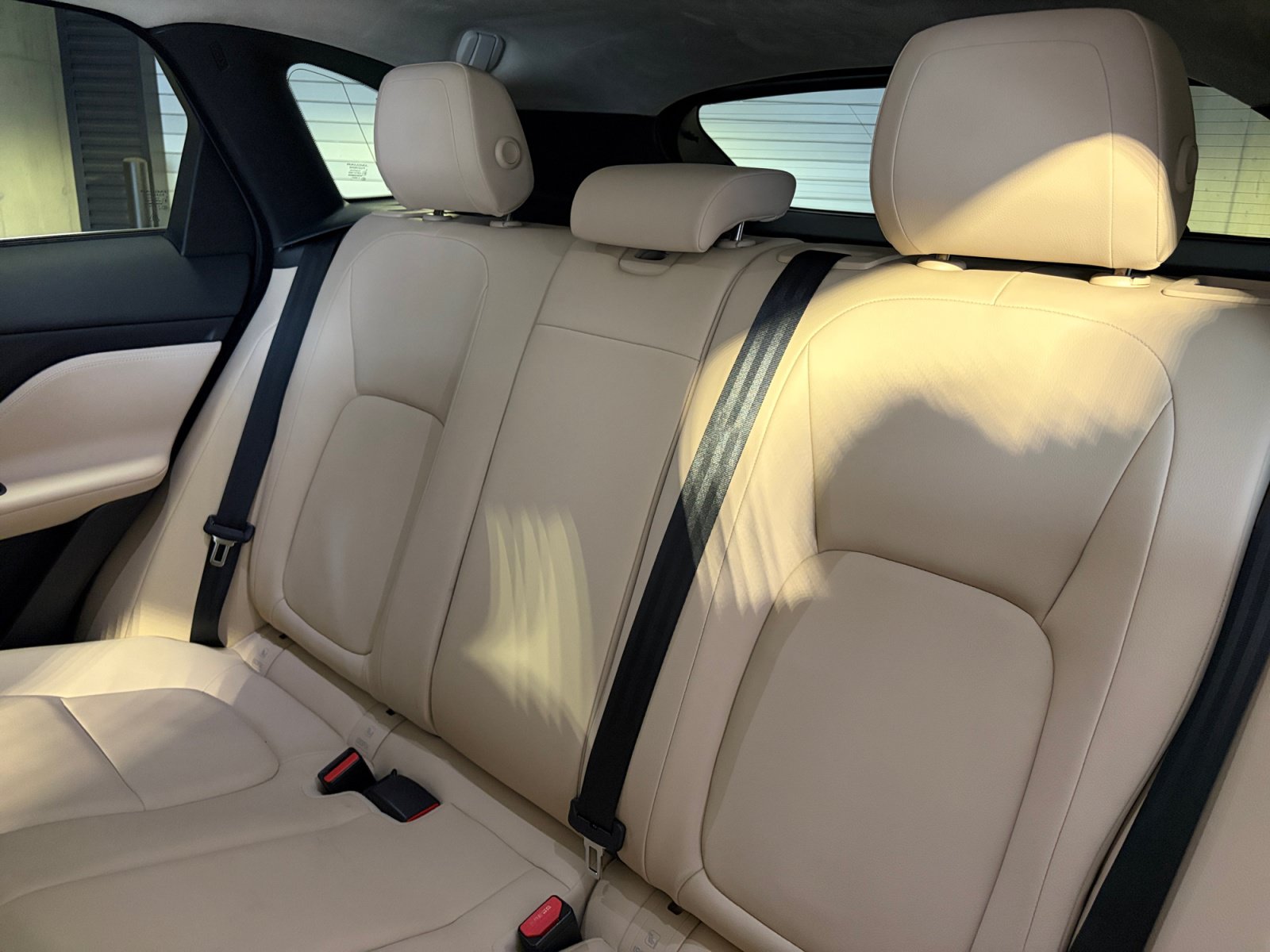 Used 2020 Jaguar F-PACE Premium AWD/4WD image 33
