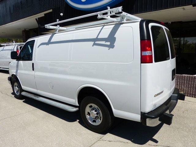 Used 2022 Chevrolet Express 2500 w/ Driver Convenience Package image 3