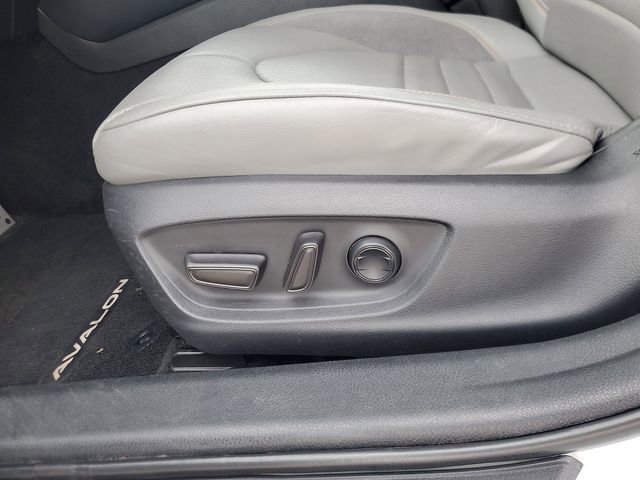 Used 2019 Toyota Avalon XSE w/ Carpet Mat Package FWD image 13