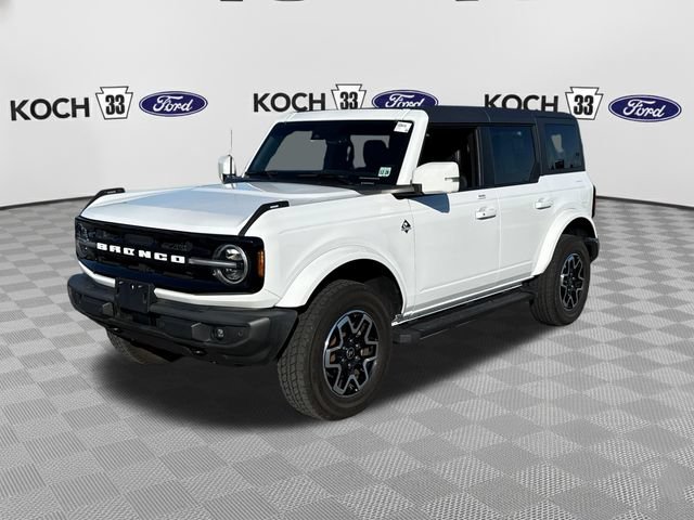 Used 2023 Ford Bronco Outer Banks AWD/4WD image 3