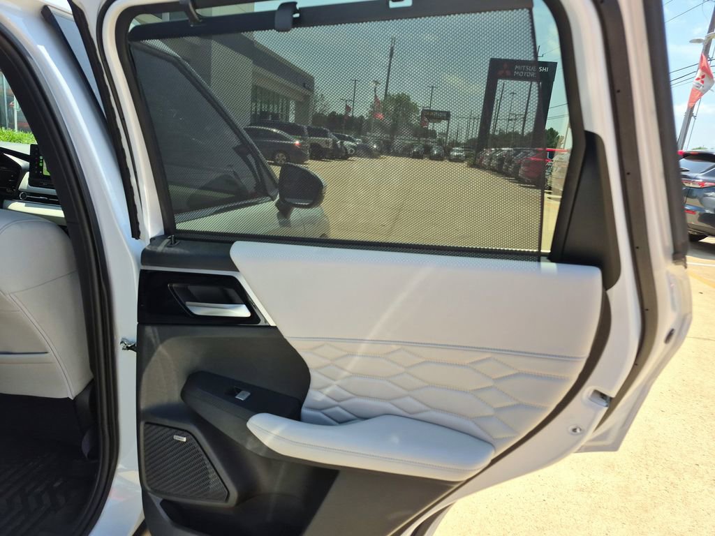 Used 2025 Mitsubishi Outlander SEL FWD image 21