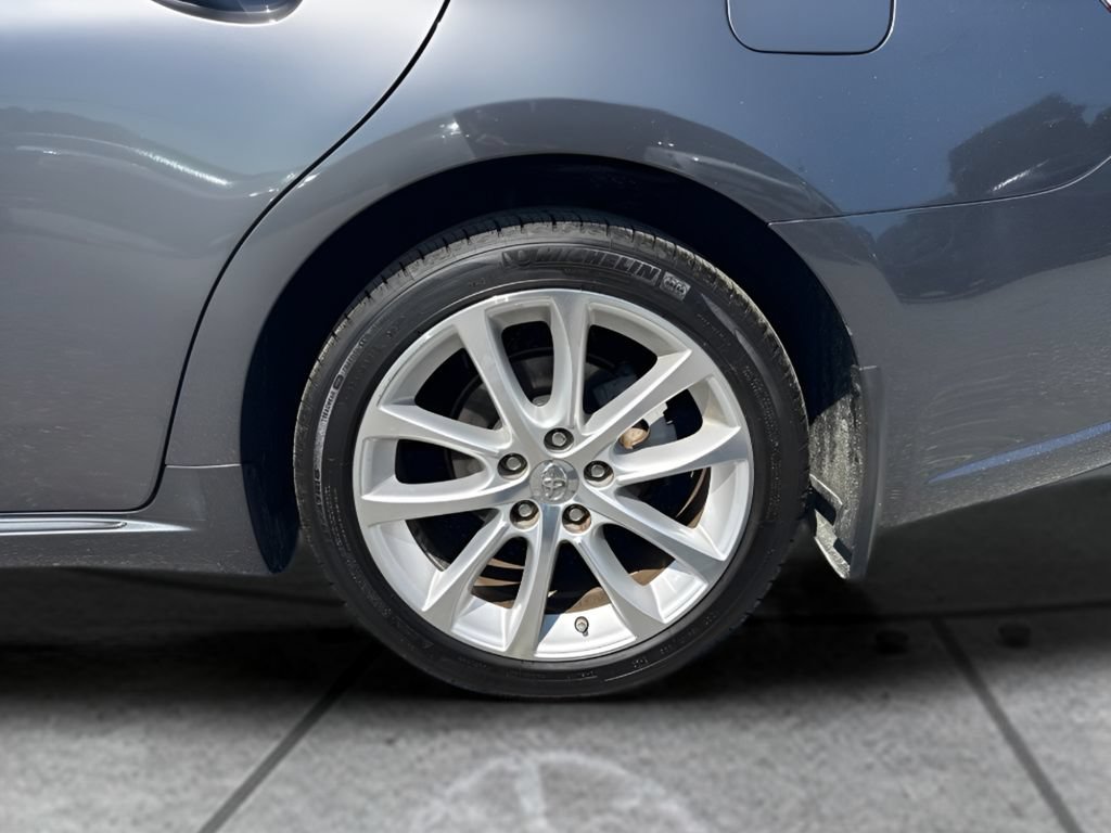 Used 2014 Toyota Avalon Limited FWD image 24
