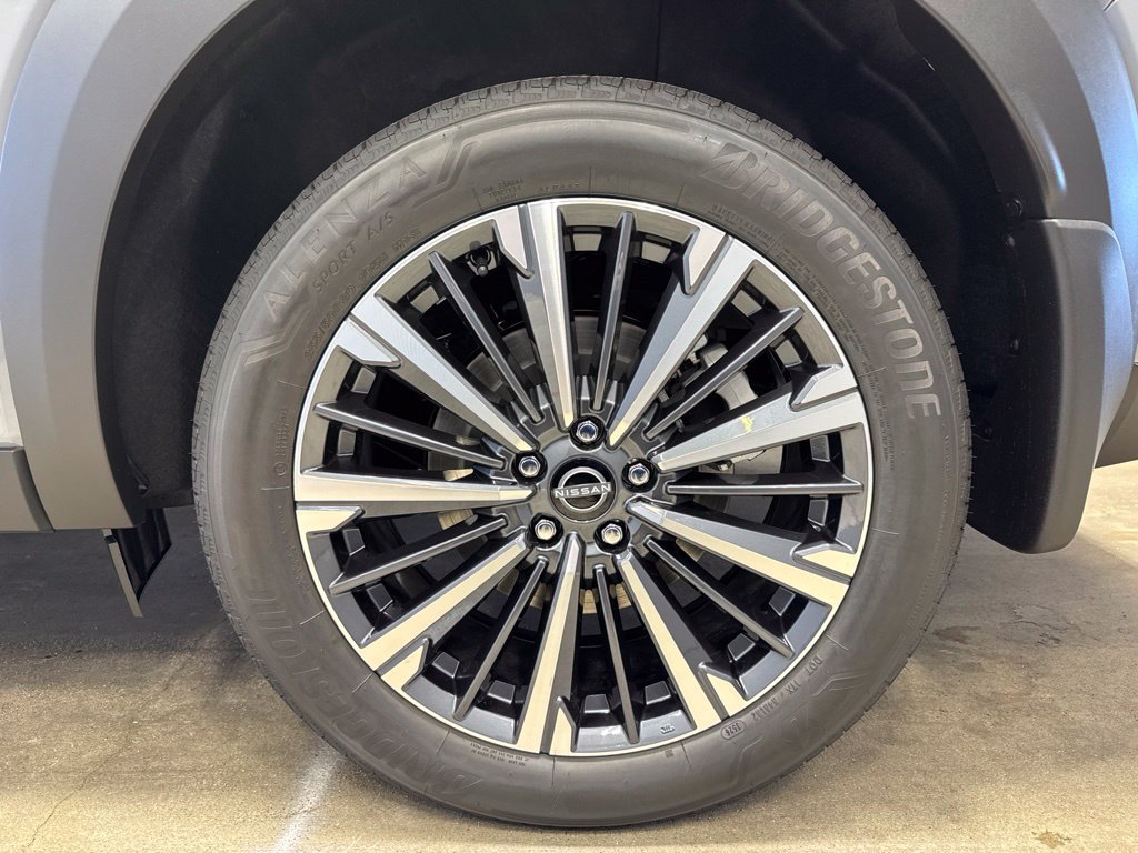 New 2026 Nissan Pathfinder Platinum AWD/4WD image 37