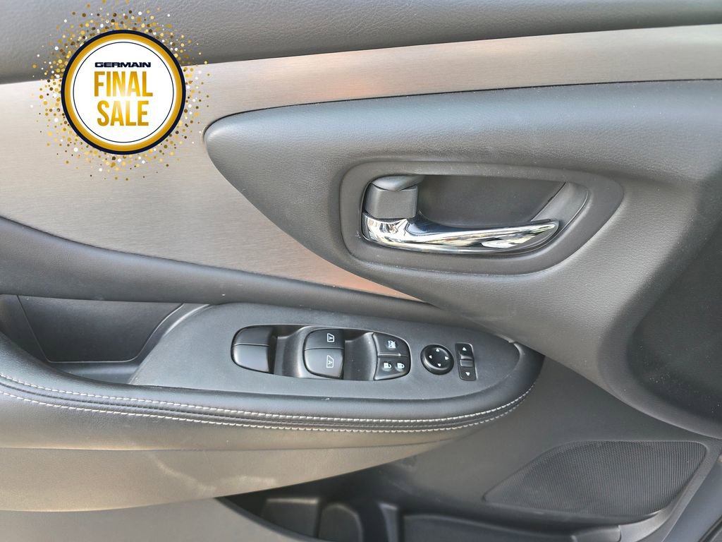 Used 2022 Nissan Murano SV w/ SV Midnight Edition Package image 23