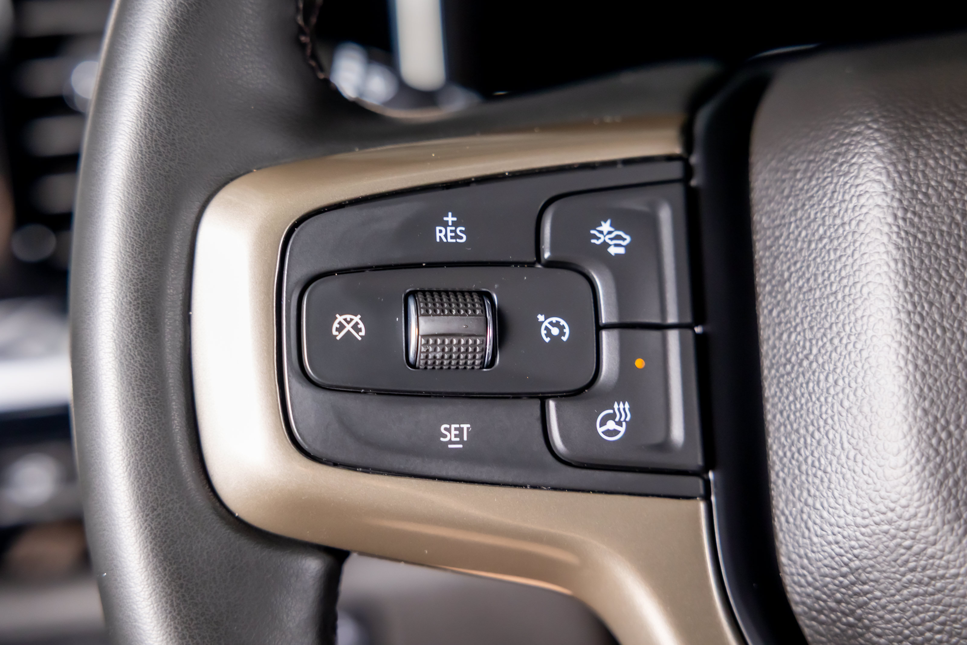 Used 2024 Chevrolet Silverado 2500 High Country w/ High Country Premium Package AWD/4WD image 38
