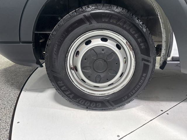 Used 2016 Ford Transit 150 130 Low Roof RWD image 2