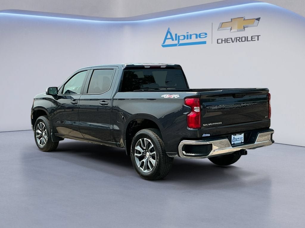 Used 2024 Chevrolet Silverado 1500 LT AWD/4WD image 3