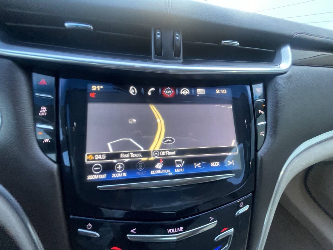 Used 2016 Cadillac XTS Luxury w/ Driver Awareness Package FWD image 14