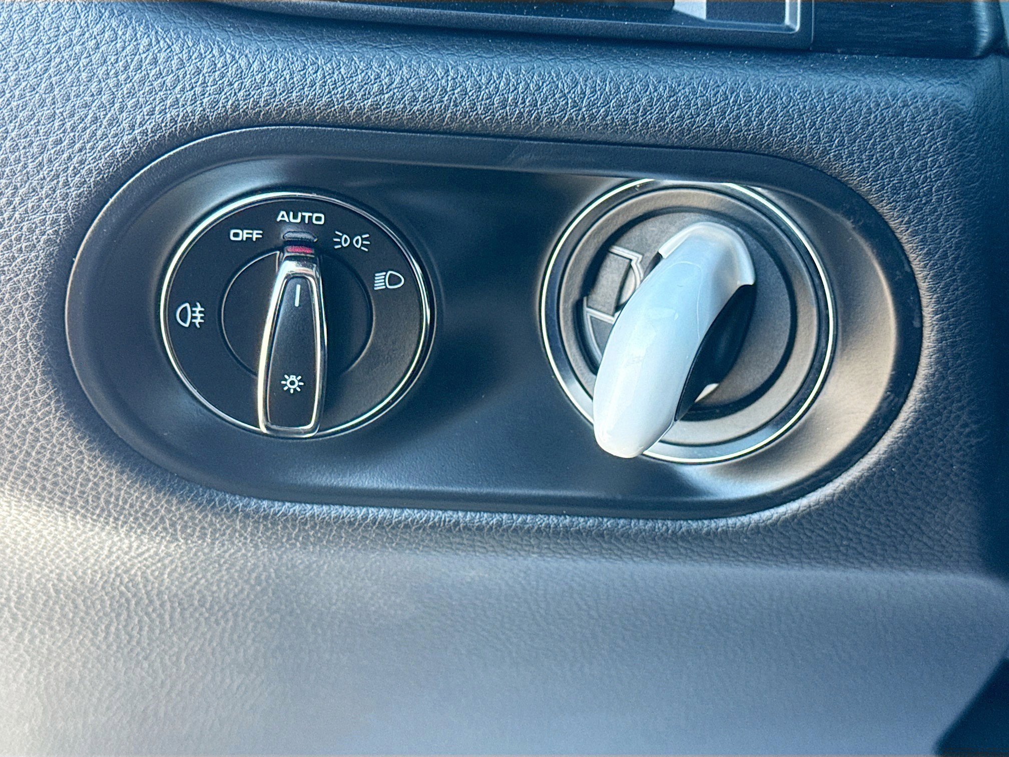 Used 2024 Porsche Macan GTS image 35