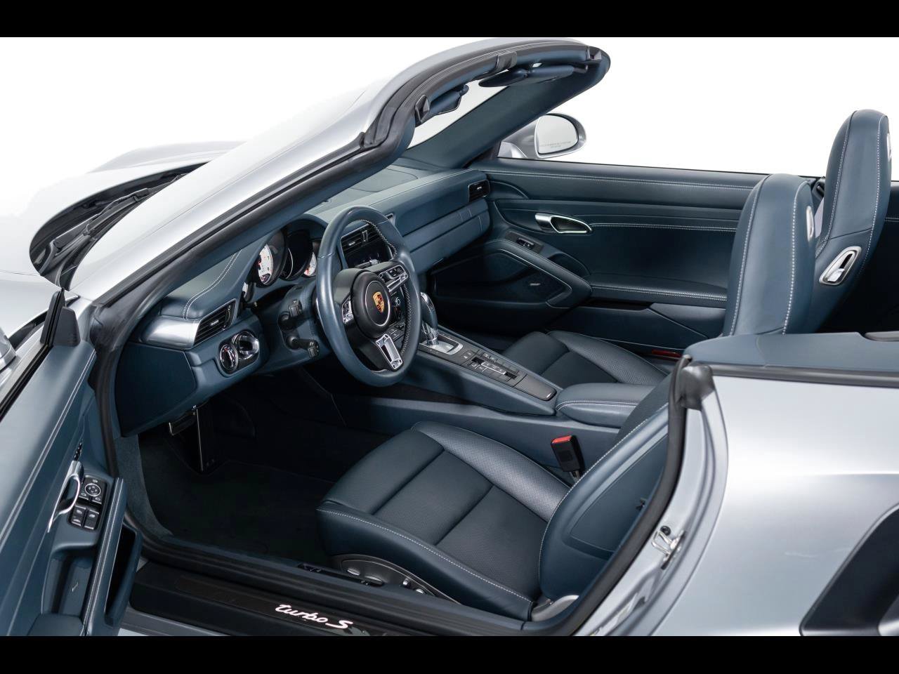Used 2019 Porsche 911 Turbo S AWD/4WD image 5