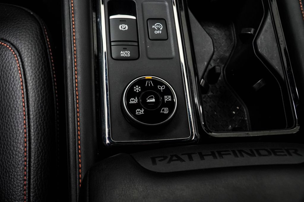 Used 2024 Nissan Pathfinder Rock Creek AWD/4WD image 22