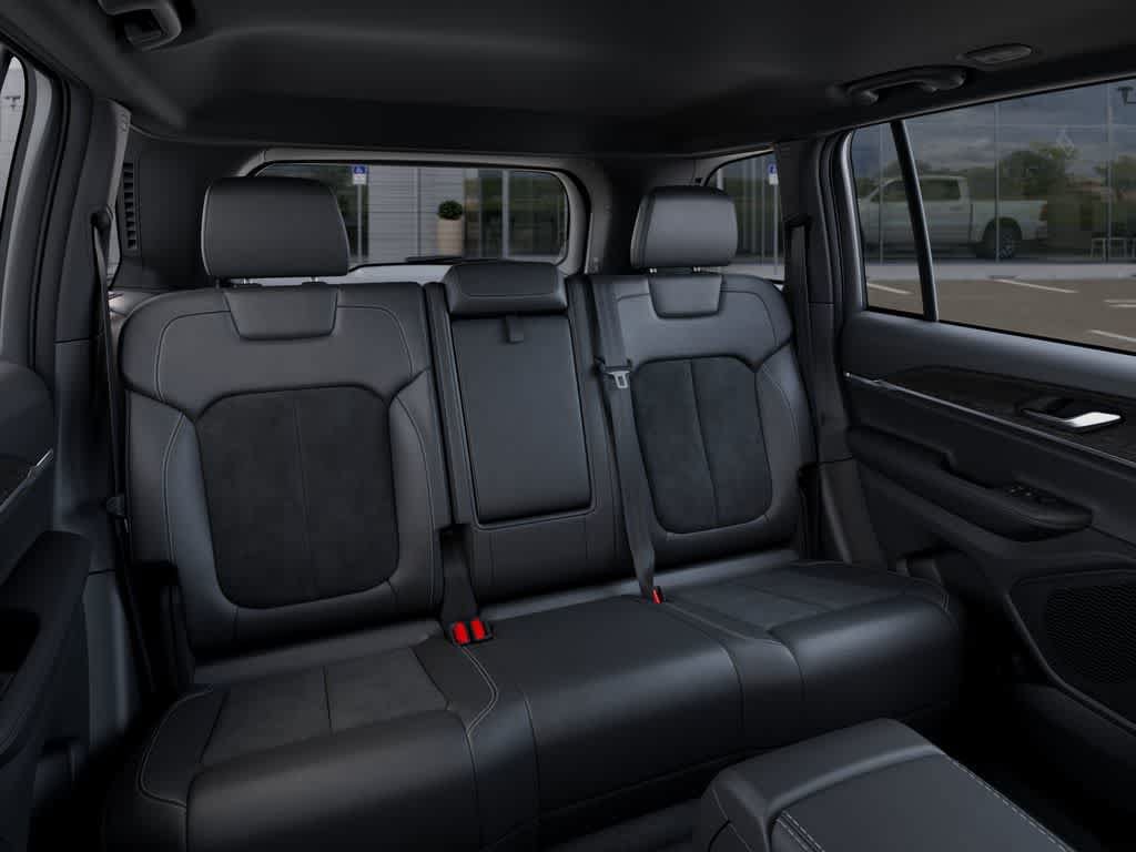 New 2026 Jeep Grand Cherokee Altitude AWD/4WD image 15