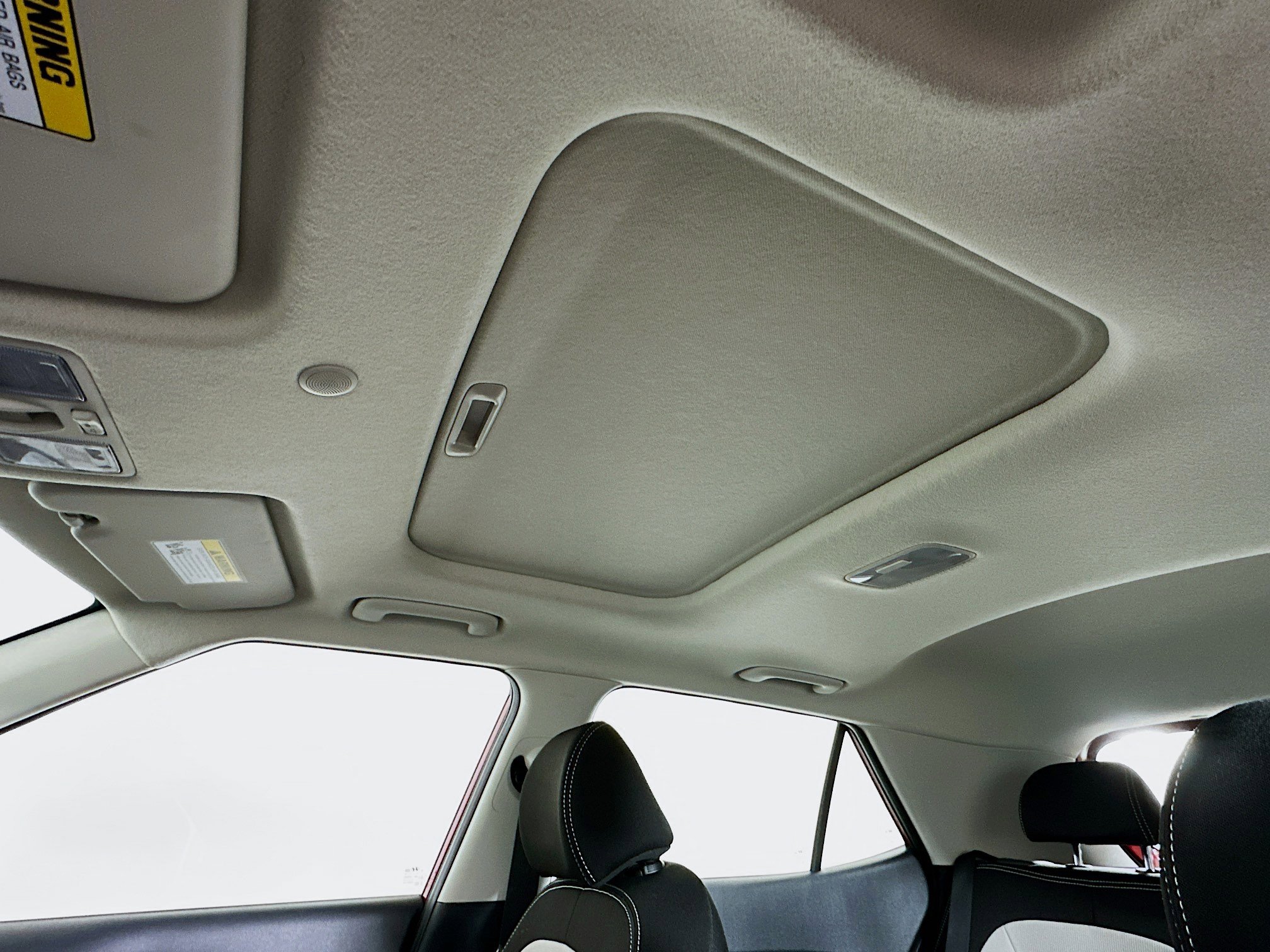 Used 2025 Hyundai Venue SEL image 25