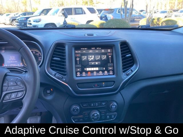Used 2022 Jeep Cherokee Trailhawk w/ Technology Group B image 13