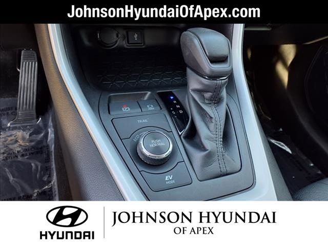 Used 2022 Toyota RAV4 XLE w/ Convenience Package AWD/4WD image 20