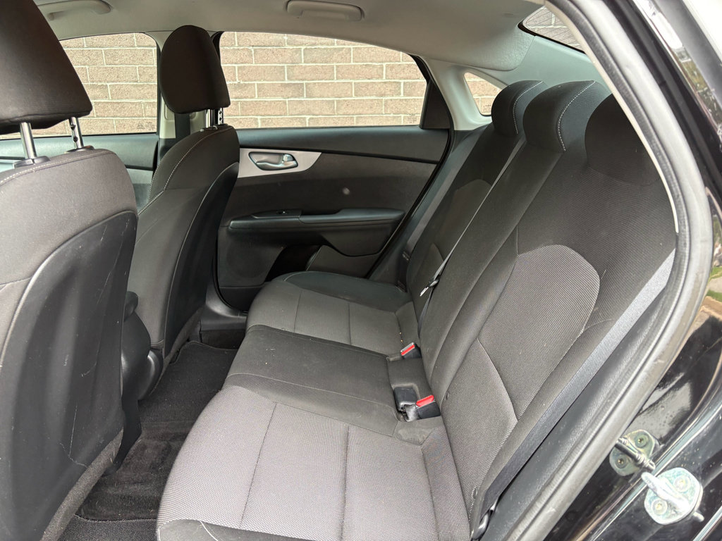 Used 2023 Kia Forte LXS w/ LXS Technology Package FWD image 16