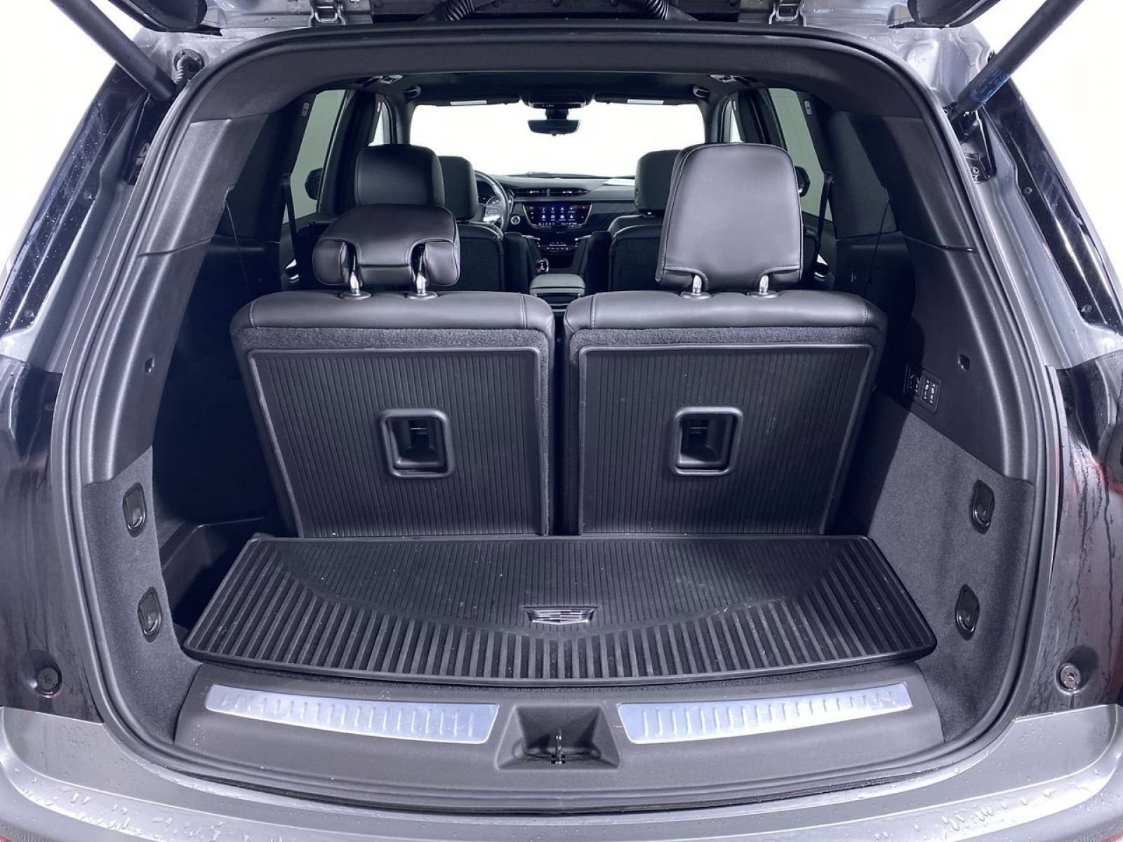 New 2025 Cadillac XT6 Premium Luxury w/ Technology Package FWD image 16