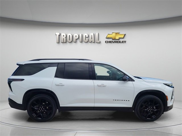 Used 2024 Chevrolet Traverse RS image 6