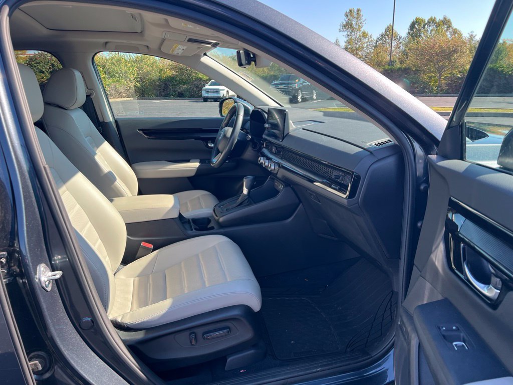 Used 2023 Honda CR-V EX-L image 9