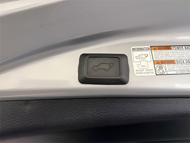 Used 2018 Toyota RAV4 XLE image 35