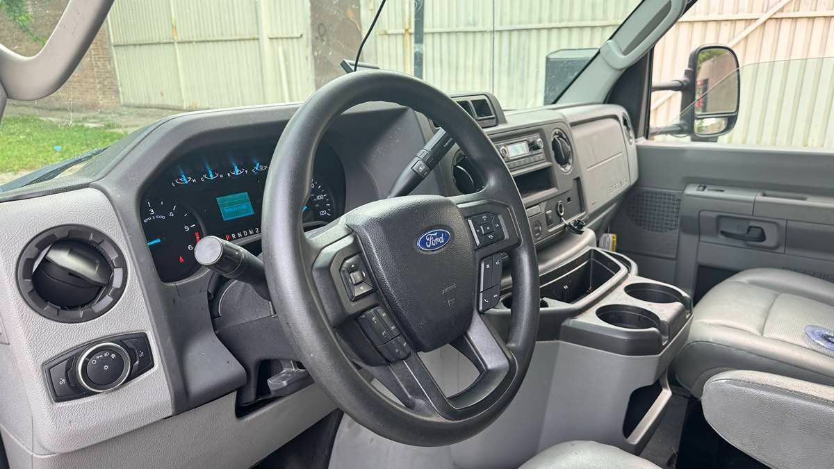Used 2021 Ford E-350 and Econoline 350 Super Duty w/ Power Windows & Locks Group RWD image 9