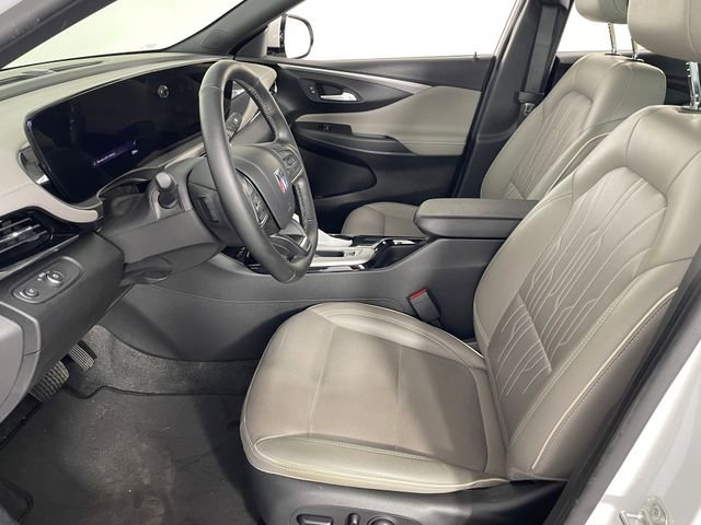 Certified 2024 Buick Envista Avenir FWD image 2