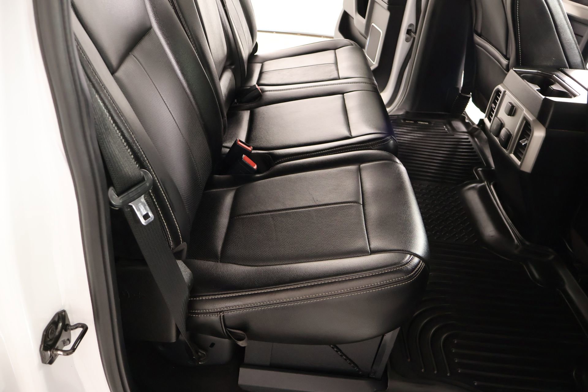 Used 2020 Ford F250 Lariat w/ Lariat Value Package AWD/4WD image 14