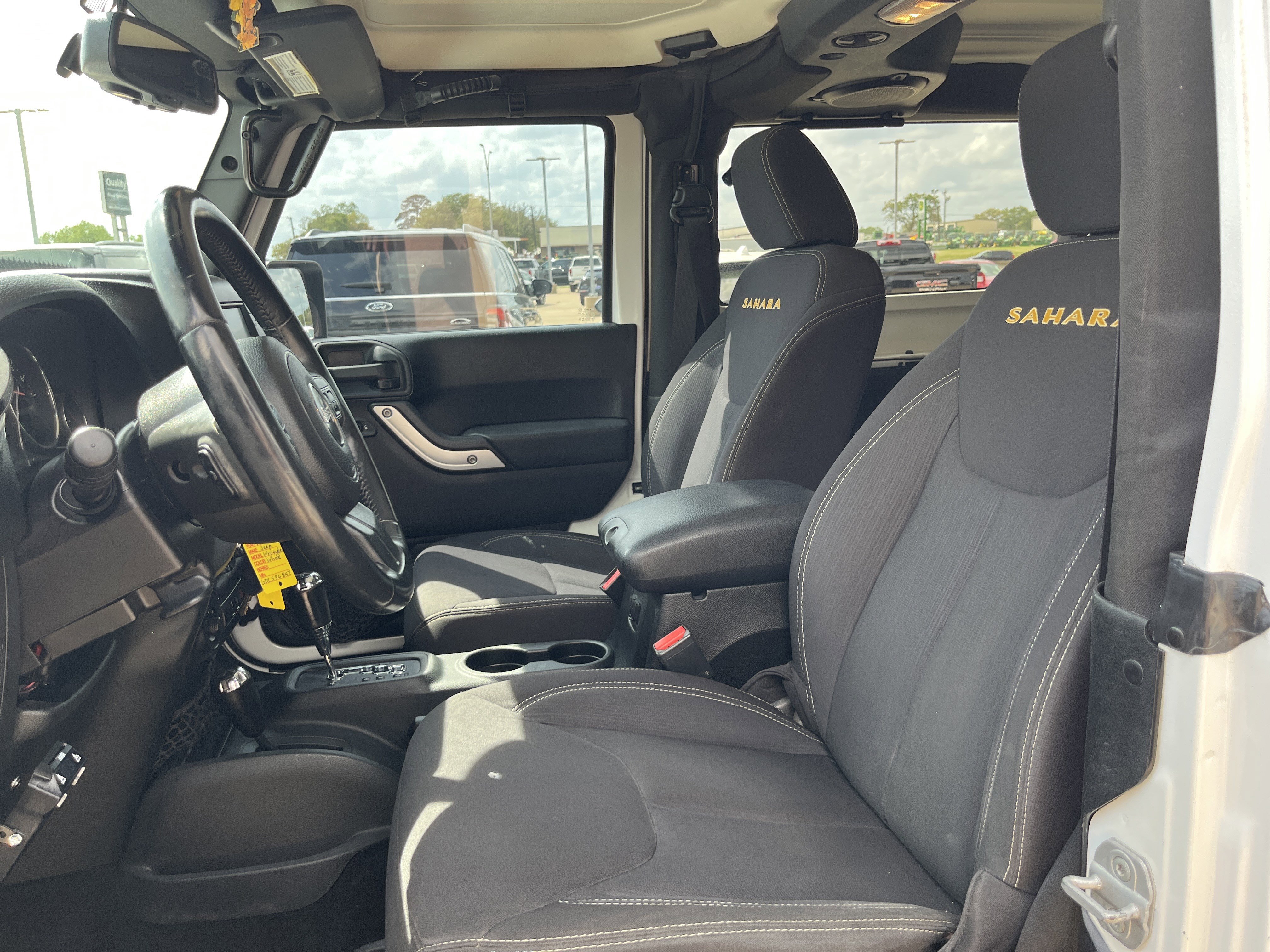 Used 2013 Jeep Wrangler Sahara image 9