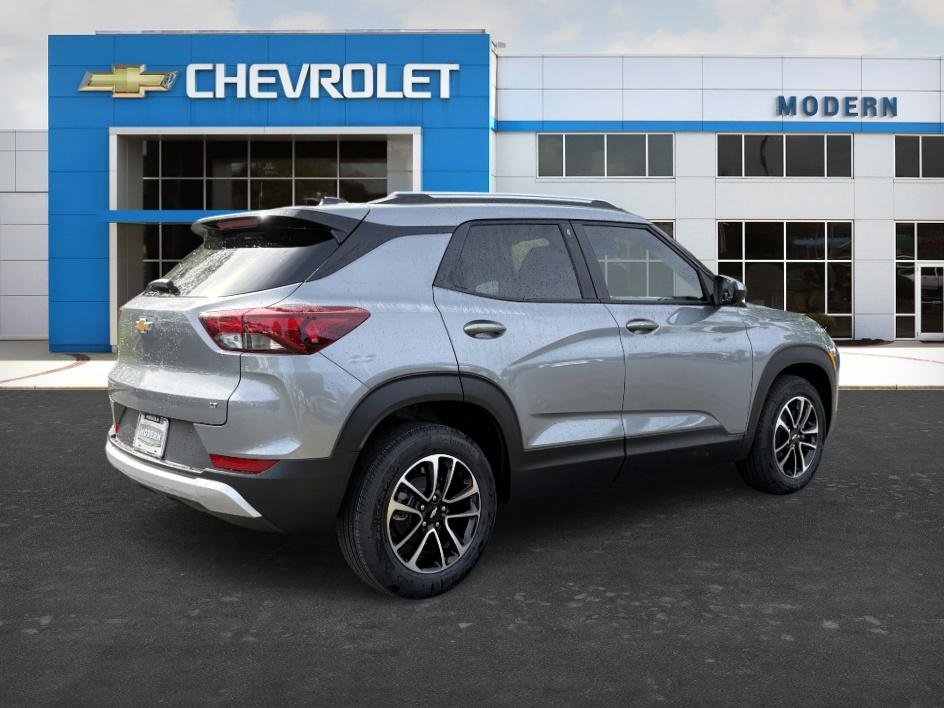 New 2026 Chevrolet TrailBlazer LT FWD image 5