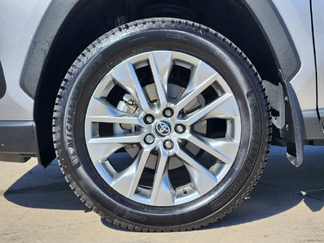 Used 2024 Toyota RAV4 Limited AWD/4WD image 11