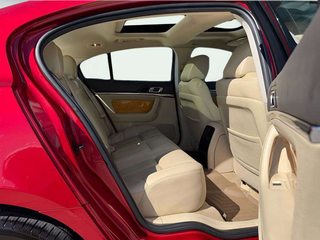 Used 2010 Lincoln MKS image 25