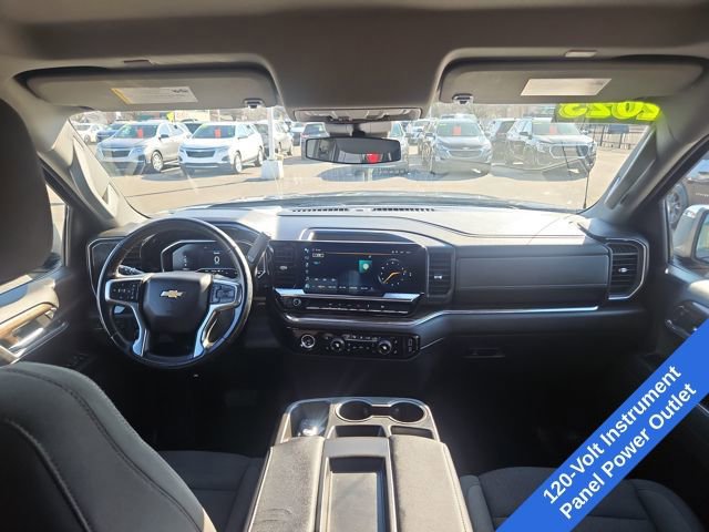 Used 2023 Chevrolet Silverado 1500 LT image 16