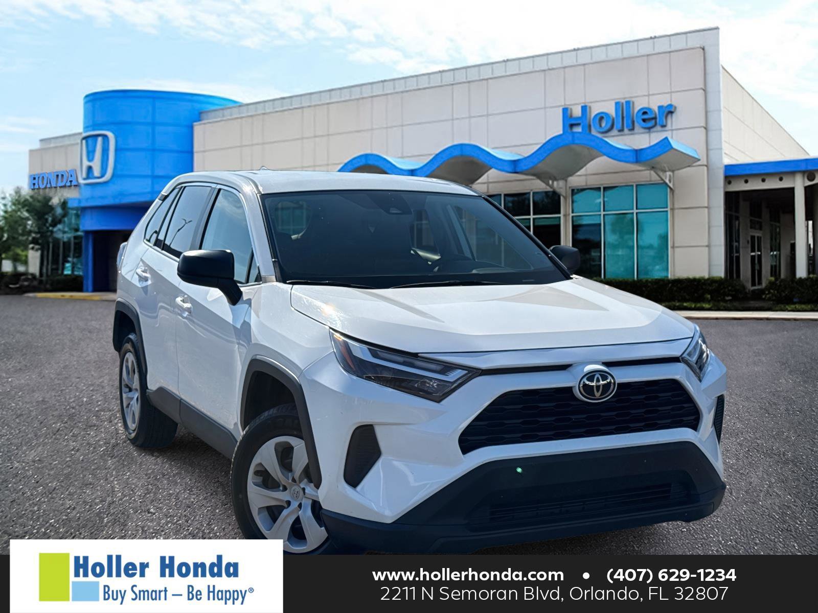 Used 2024 Toyota RAV4 LE image 1