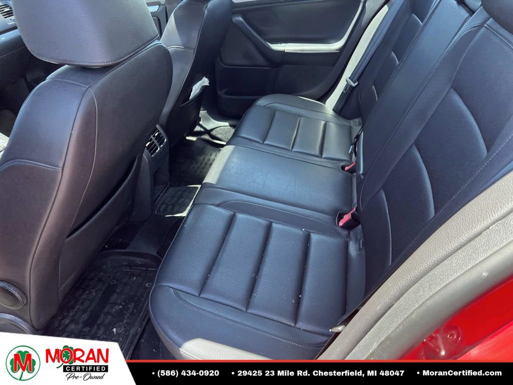Used 2010 Volkswagen Jetta Limited Edition FWD image 10