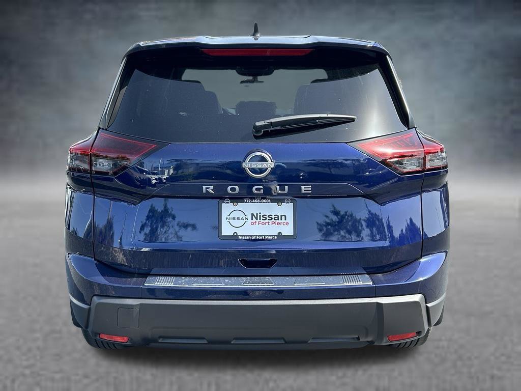 Used 2026 Nissan Rogue SV FWD image 7