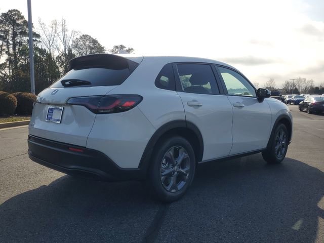 New 2026 Honda HR-V LX image 4