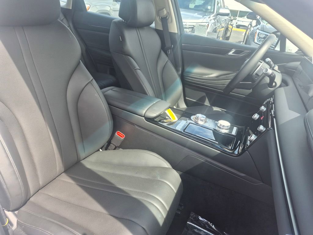 Used 2026 Genesis G80 2.5T image 24