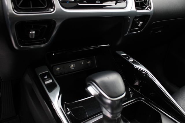 Used 2023 Kia Sorento SX image 18