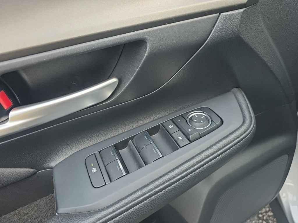 Used 2025 Toyota Grand Highlander AWD image 16