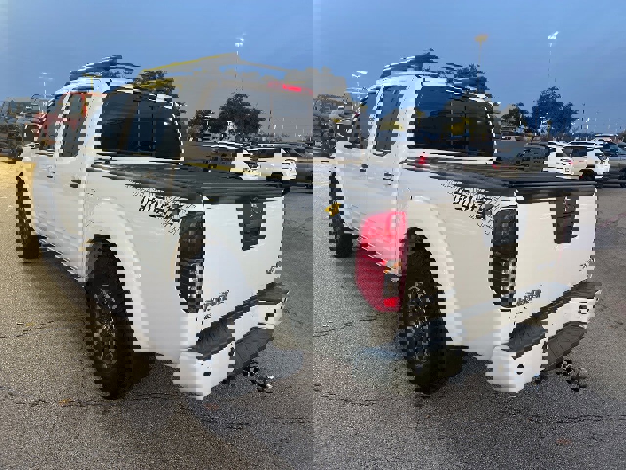 Used 2019 Nissan Frontier S image 6