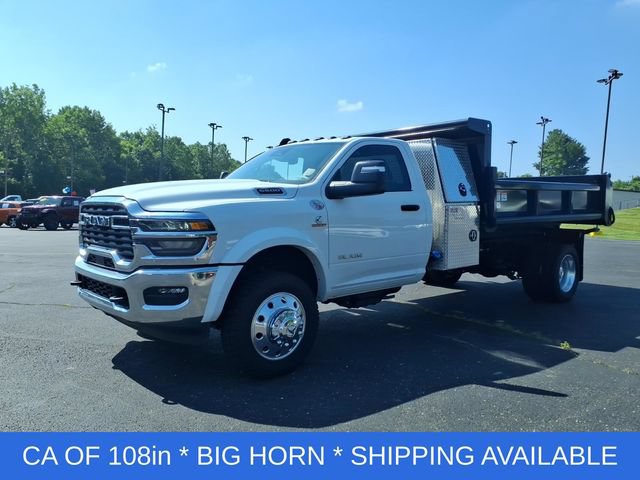 New 2026 RAM 5500 4x4 Regular Cab image 3
