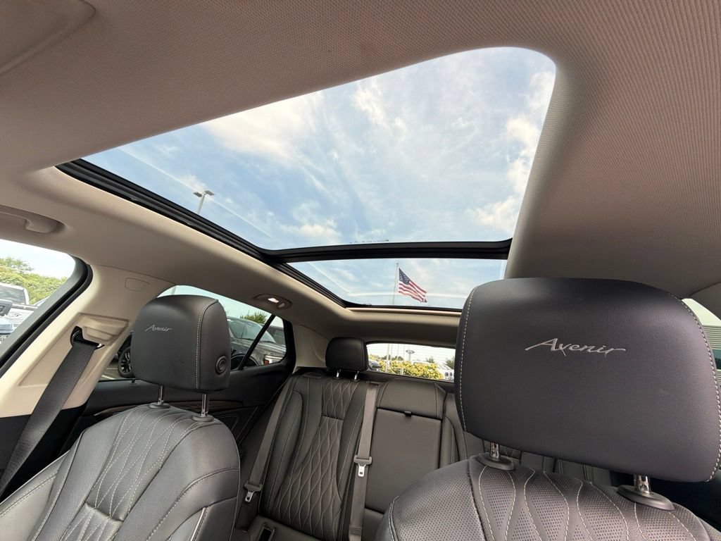 Used 2021 Buick Envision Avenir w/ Technology Package II AWD/4WD image 12