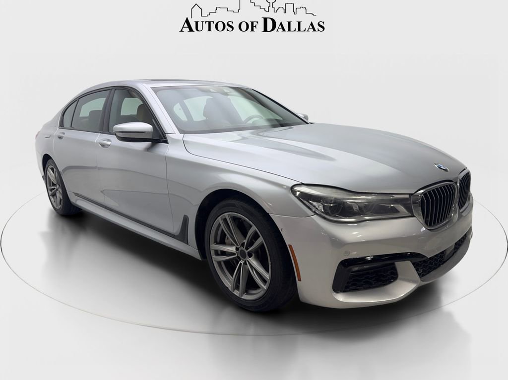 Used 2017 BMW 750i xDrive image 4